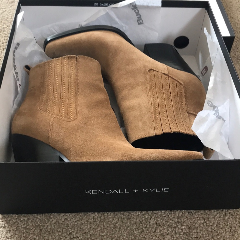 Kendall + Kylie Colt Booties - Medium Brown - Picture 6 of 6